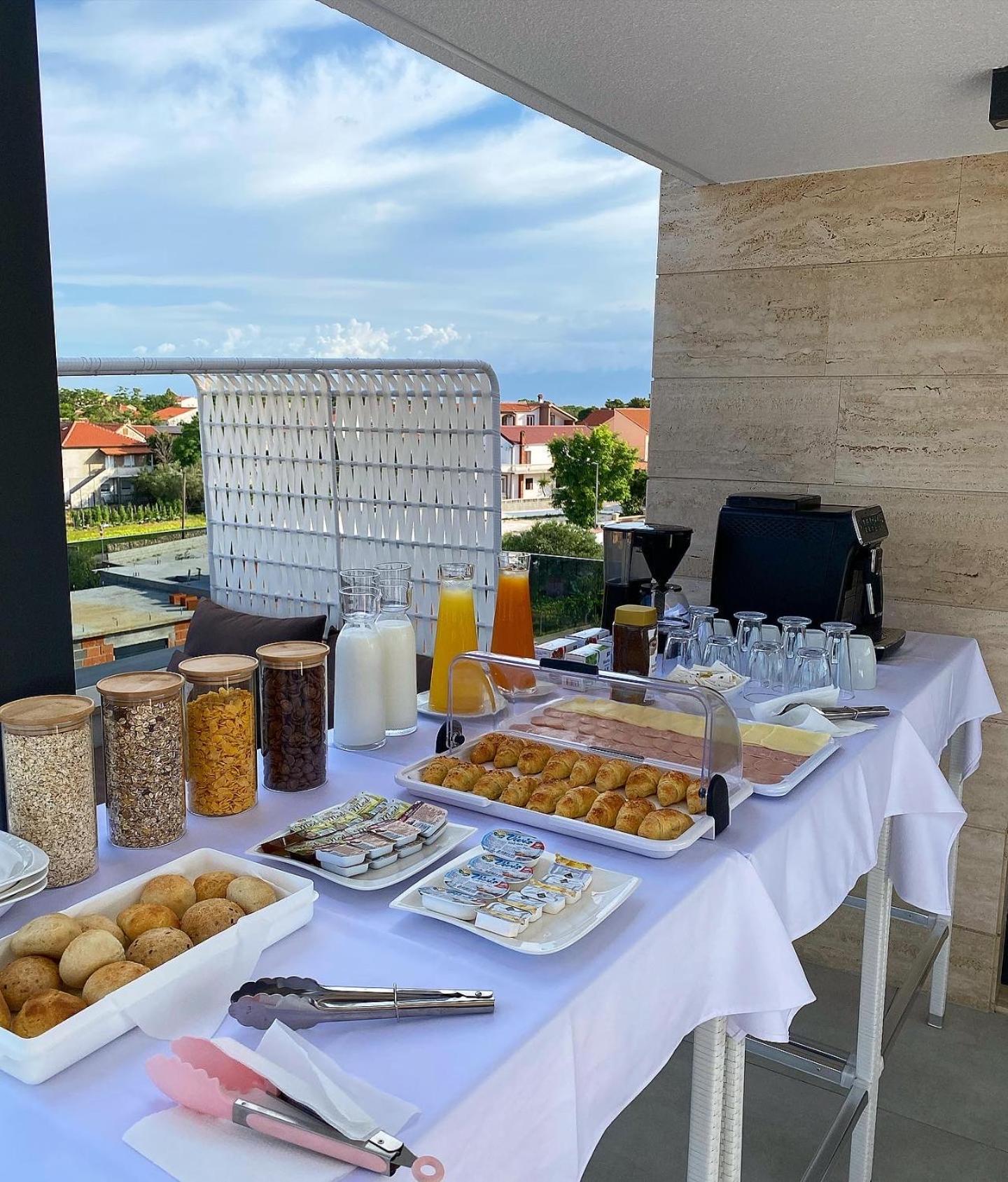 Luxury Apartments Vilamaloca วีร์ ภายนอก รูปภาพ