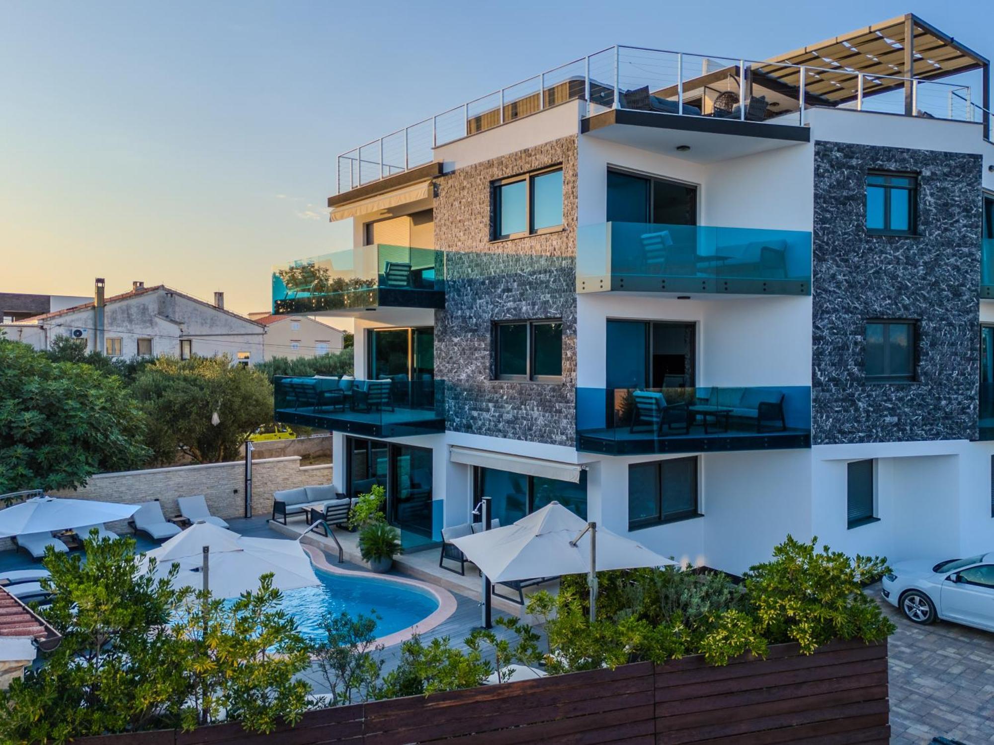 Luxury Apartments Vilamaloca วีร์ ภายนอก รูปภาพ