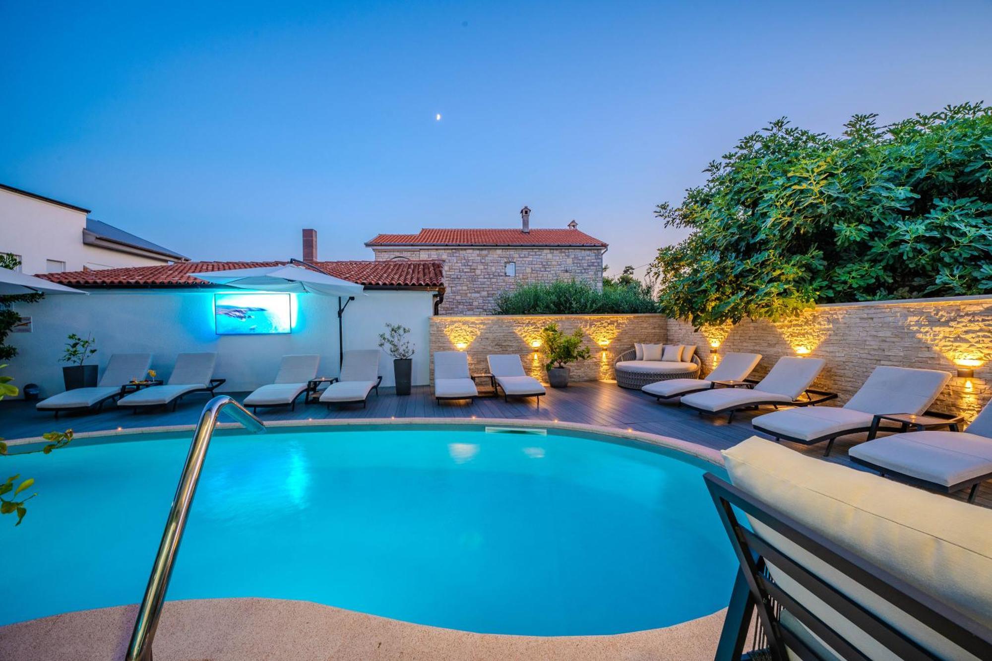 Luxury Apartments Vilamaloca วีร์ ภายนอก รูปภาพ