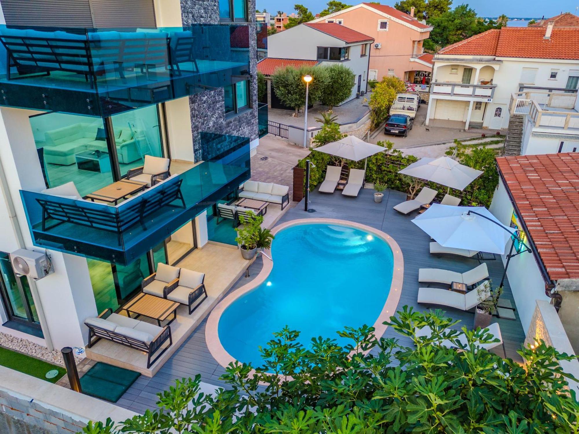 Luxury Apartments Vilamaloca วีร์ ภายนอก รูปภาพ