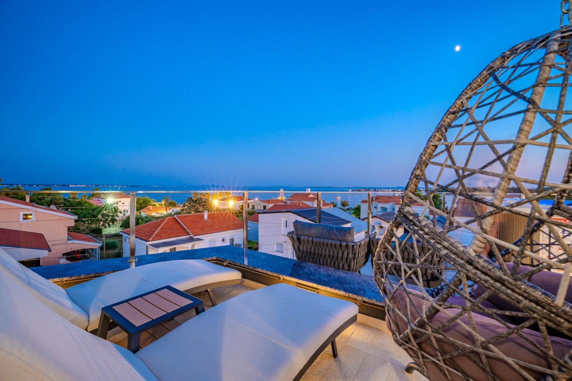 Luxury Apartments Vilamaloca วีร์ ภายนอก รูปภาพ