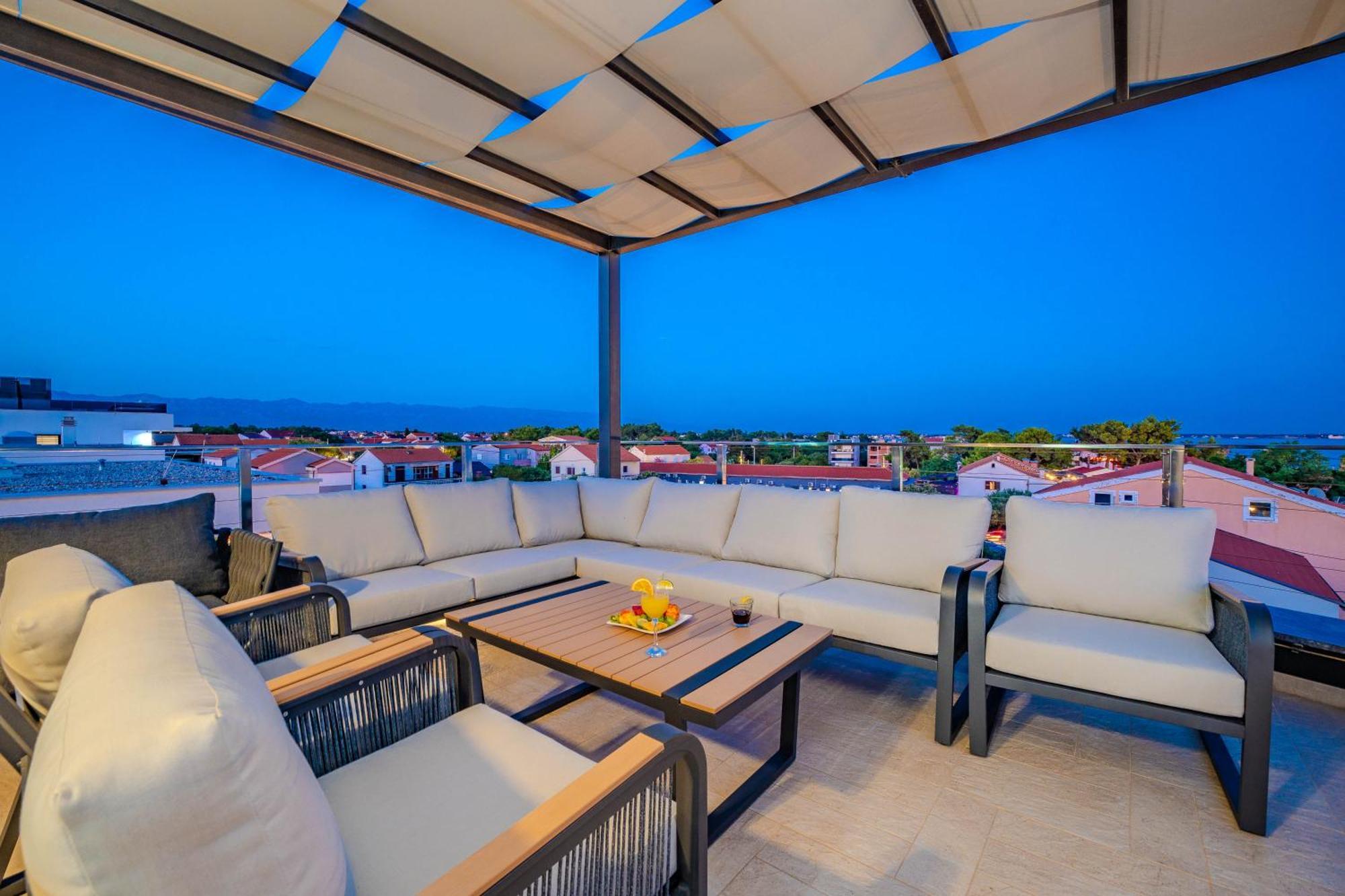 Luxury Apartments Vilamaloca วีร์ ภายนอก รูปภาพ