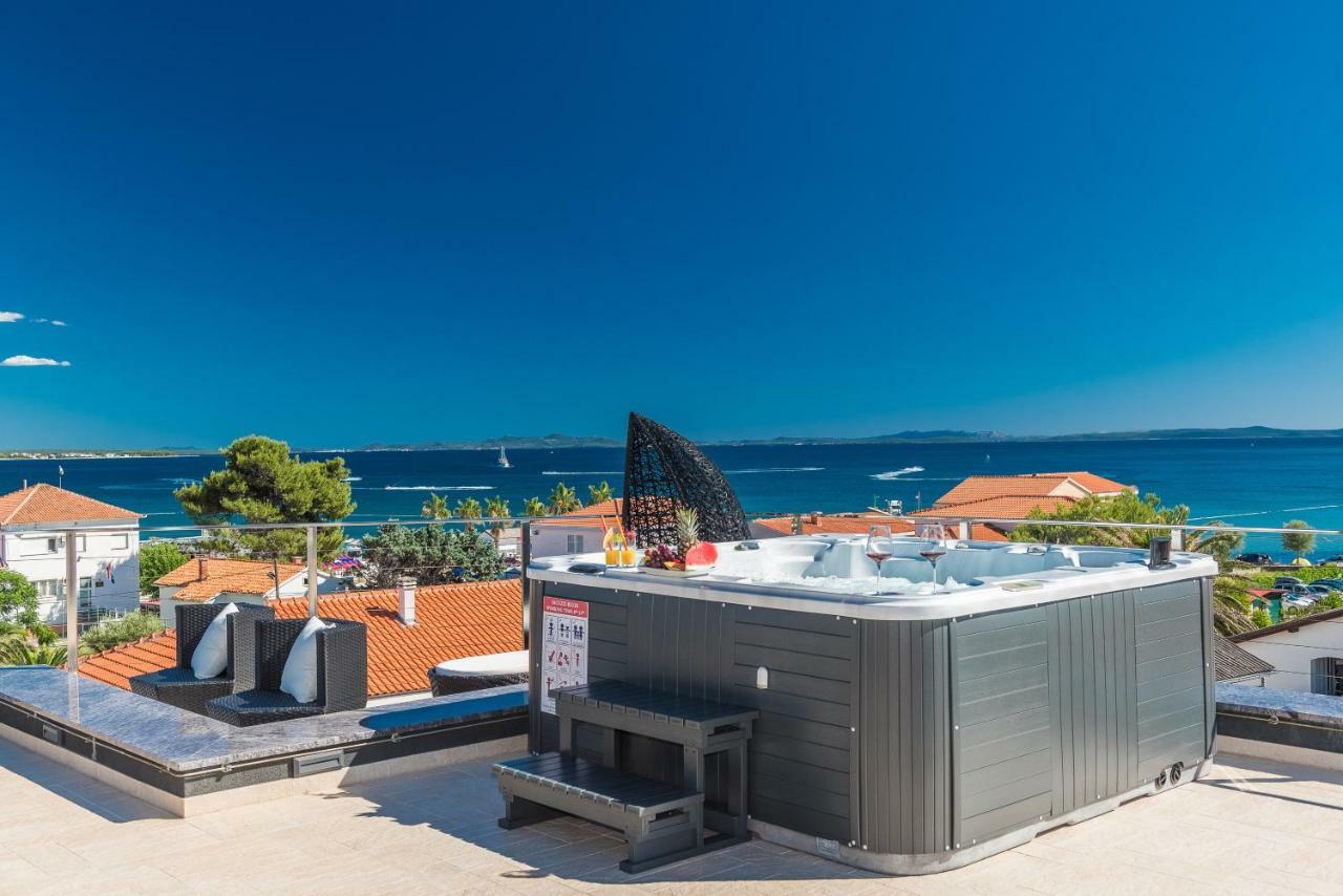 Luxury Apartments Vilamaloca วีร์ ภายนอก รูปภาพ