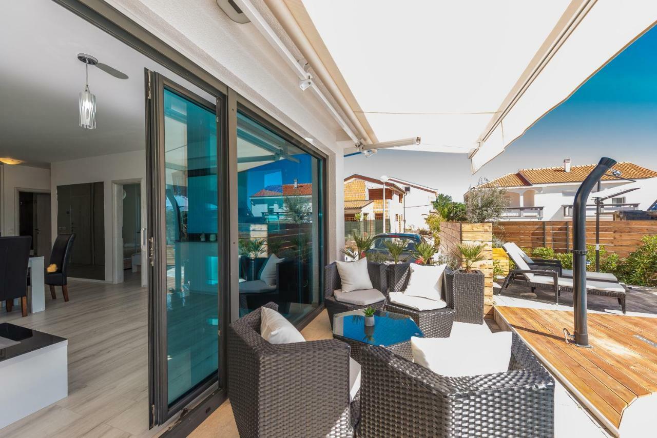 Luxury Apartments Vilamaloca วีร์ ภายนอก รูปภาพ