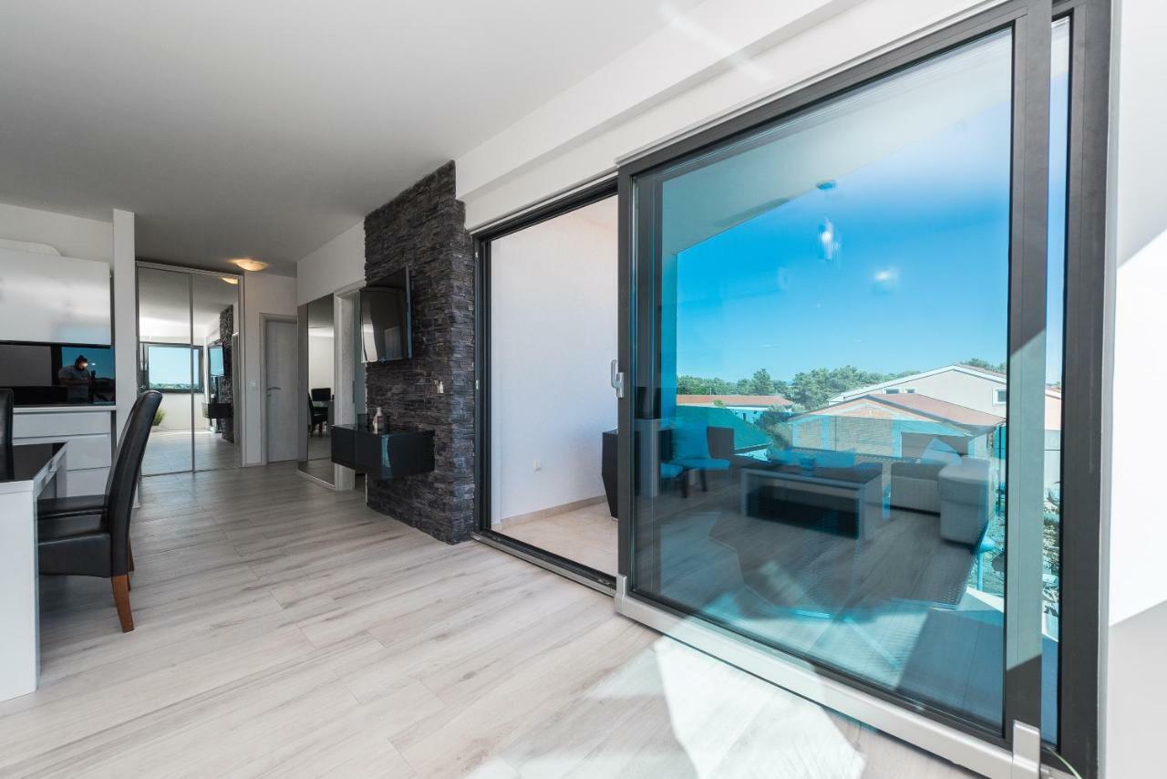 Luxury Apartments Vilamaloca วีร์ ภายนอก รูปภาพ