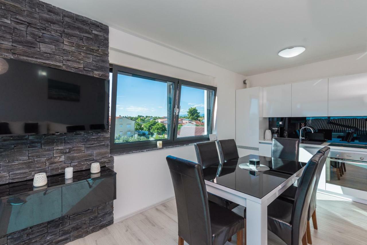 Luxury Apartments Vilamaloca วีร์ ภายนอก รูปภาพ