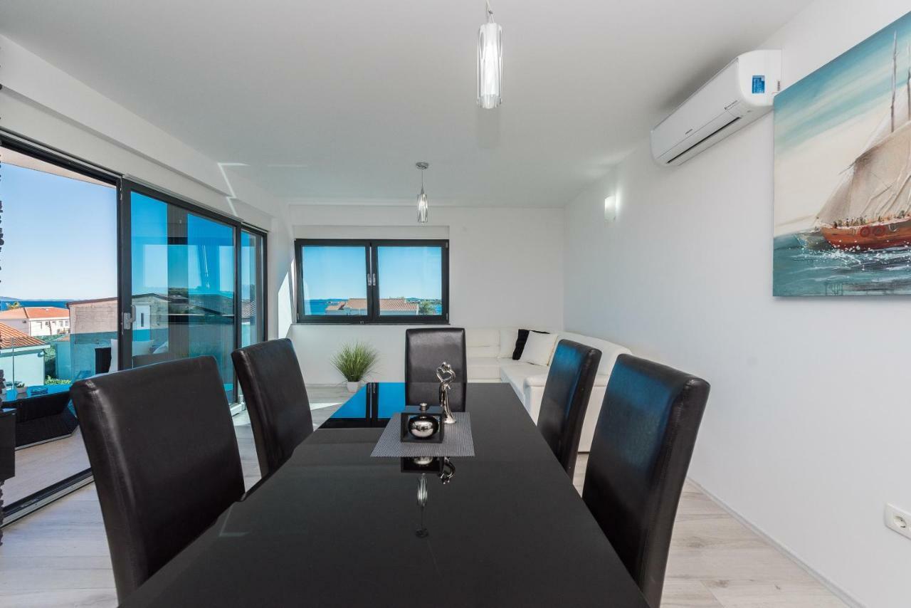 Luxury Apartments Vilamaloca วีร์ ภายนอก รูปภาพ