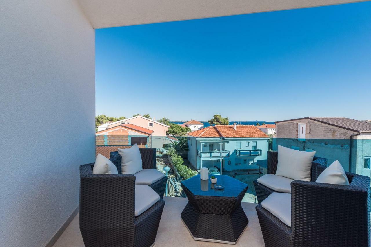 Luxury Apartments Vilamaloca วีร์ ภายนอก รูปภาพ