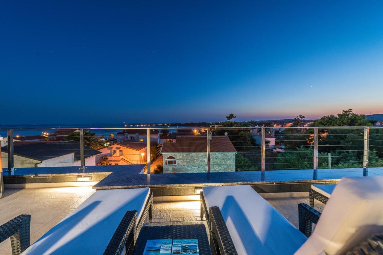 Luxury Apartments Vilamaloca วีร์ ภายนอก รูปภาพ
